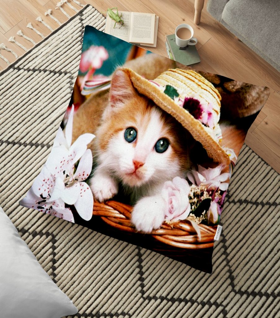 Şapkalı Kedi Dijital Baskılı Dekoratif Yer Minderi 70 x 70 cm RealHomes