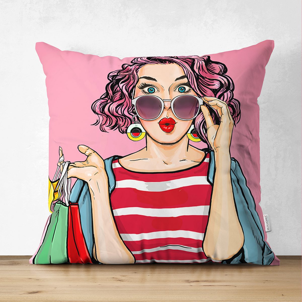 Pembe Zeminli Popart Desenli Çift Taraflı Dekoratif Süet Yastık Kırlent Kılıfı Realhomes