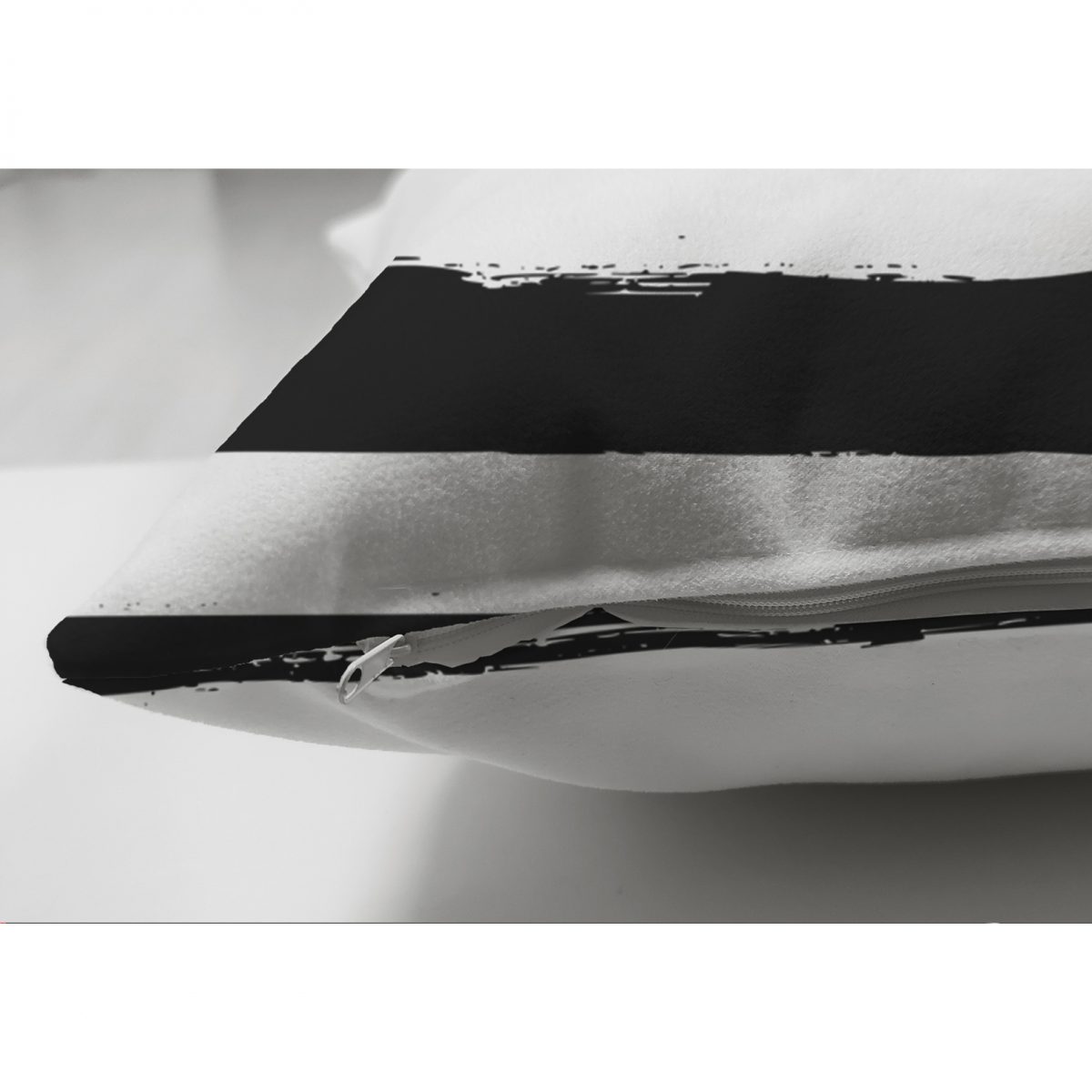 Siyah Çizgili Motifli Çift Taraflı Dekoratif Modern Süet Yastık Kılıfı Realhomes