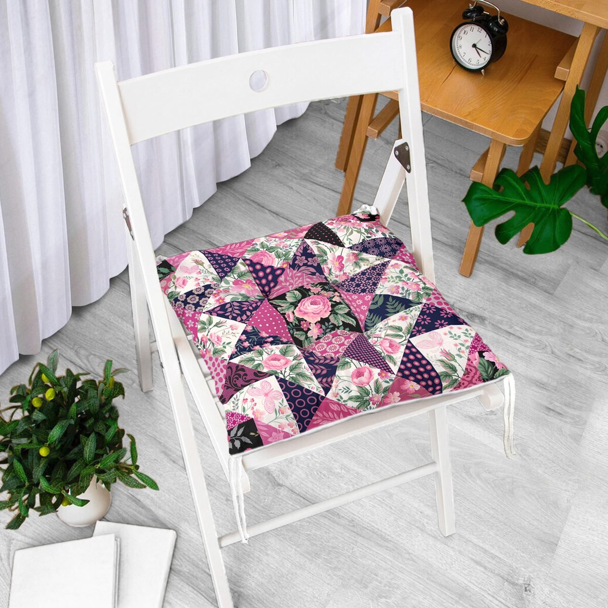 Mürdüm Renk Patchwork Desenli Modern Pofuduk Sandalye Minderi Realhomes