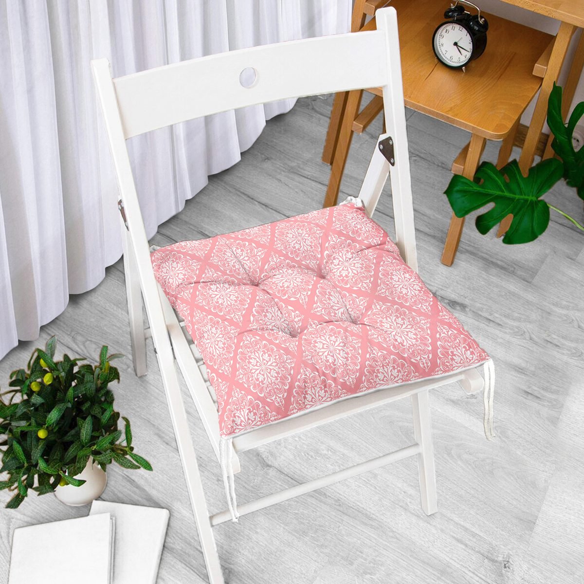 Pembe Damask Dijital Baskılı Modern Pofuduk Sandalye Minderi Realhomes