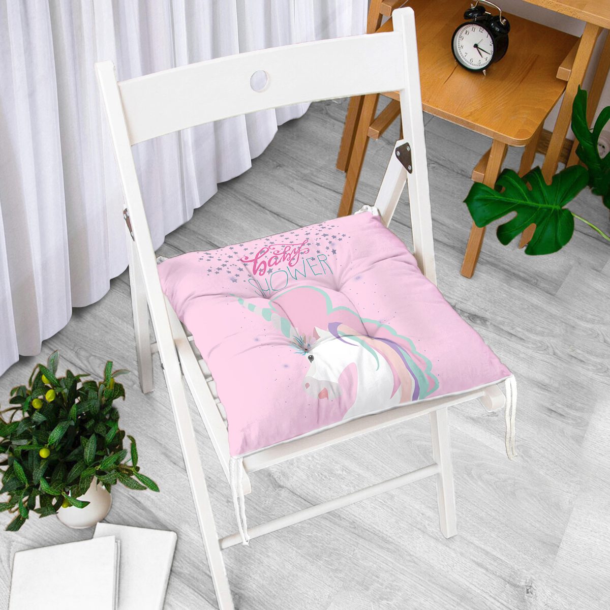 Pembe Zeminde Baby Shower Unicorn At Tasarımlı Modern Pofuduk Sandalye Minderi Realhomes