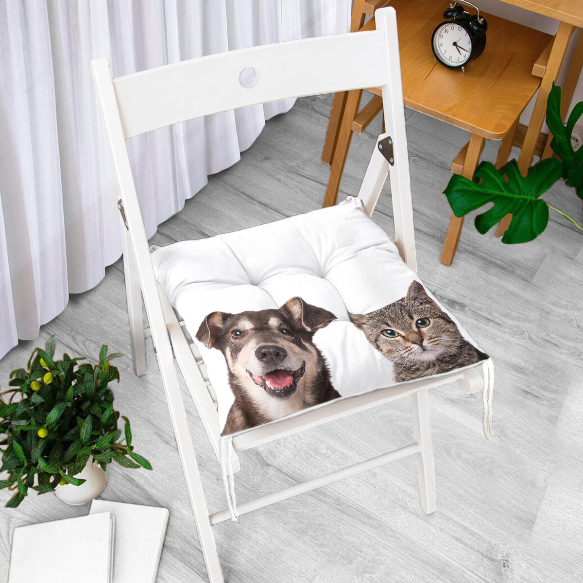 Sevimli Köpek ve Kedi Desenli Sevimli Modern Pofuduk Sandalye Minderi Realhomes