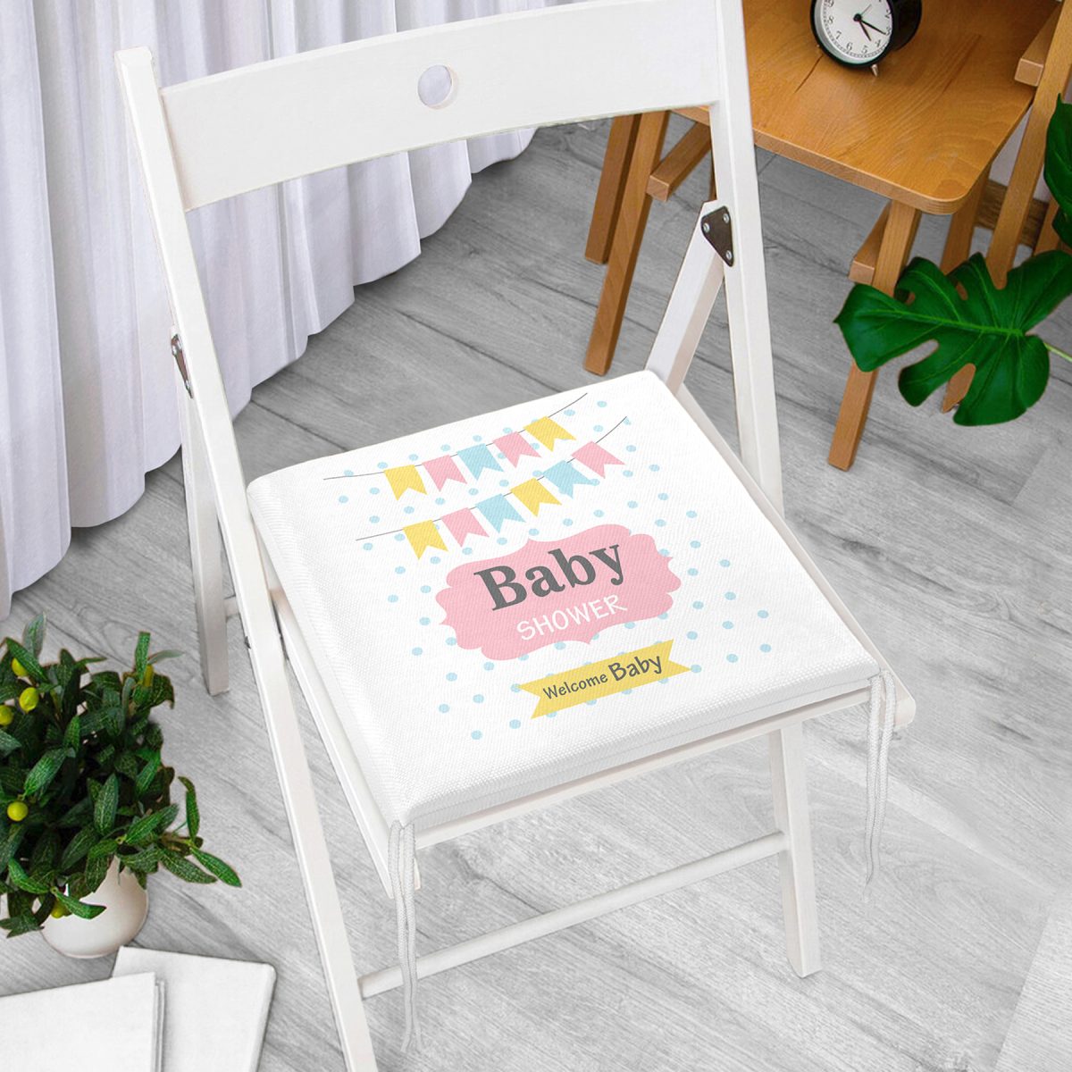 Beyaz Zemin Baby Shower Temalı Özel Tasarımlı Dijital Baskılı Çocuk Odası Fermuarlı Sandalye Minderi Realhomes