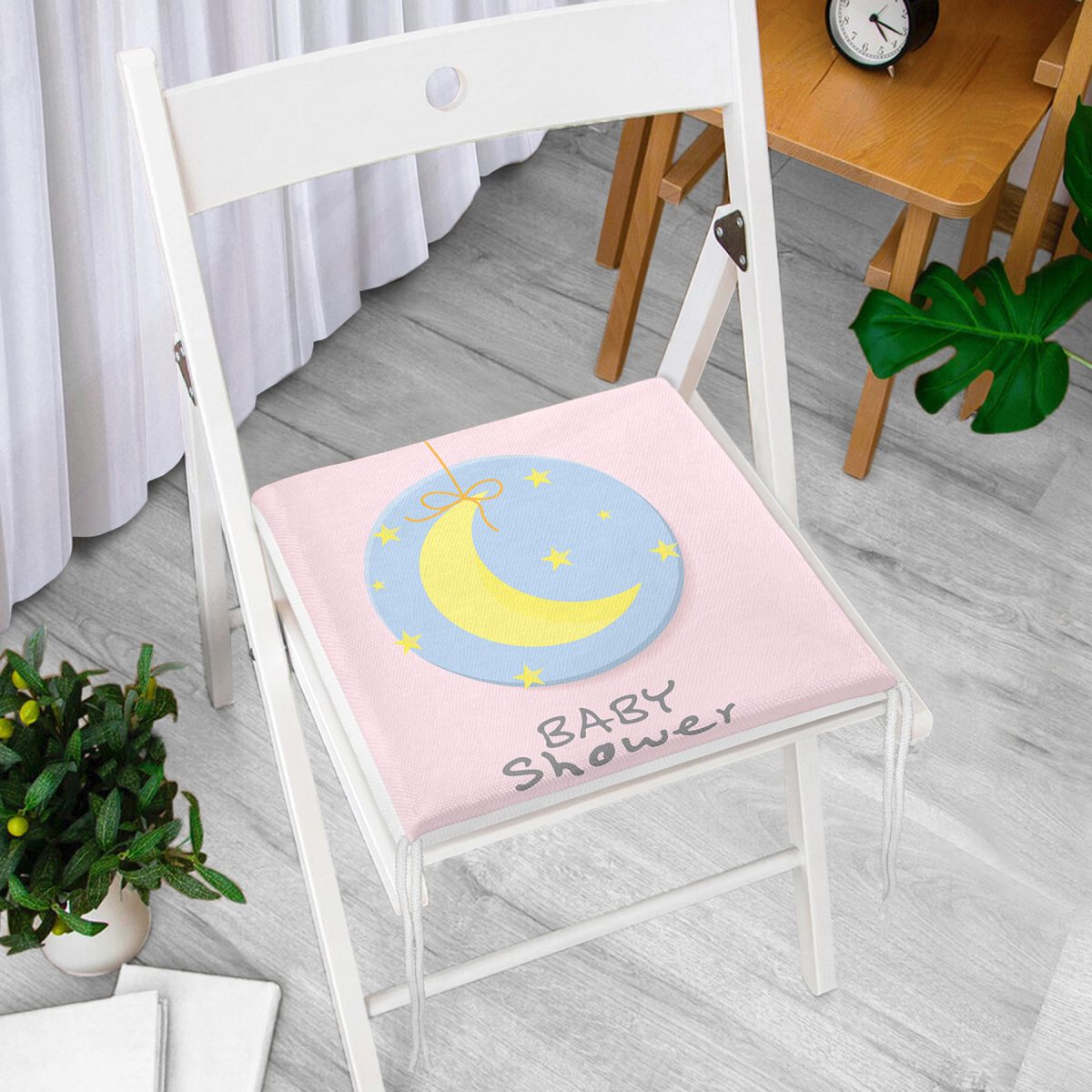 Pembe Zemin Ay Desenli Baby Shower Özel Tasarımlı Dijital Baskılı Çocuk Odası Fermuarlı Sandalye Minderi Realhomes