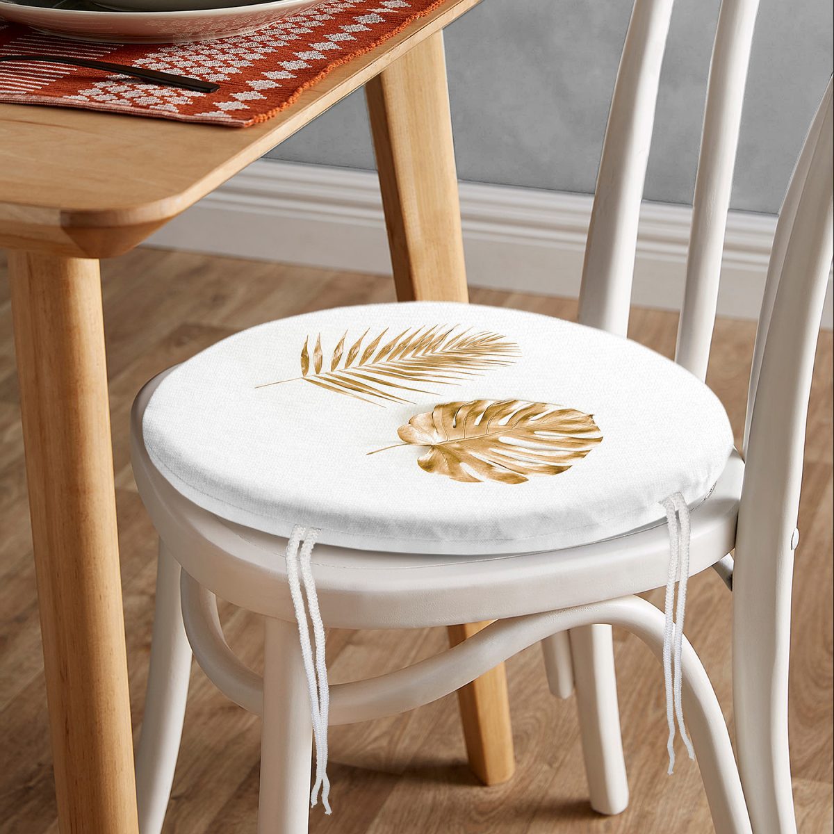 3D Altın Görünümlü Palmiye Yaprakları Modern Yuvarlak Fermuarlı Sandalye Minderi Realhomes