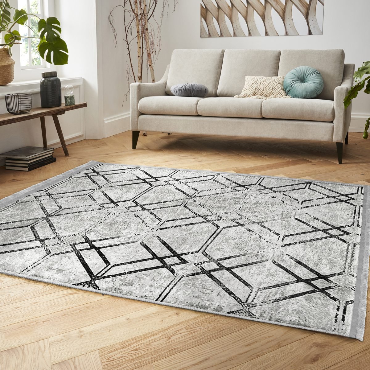 Siyah - Gri Zeminde Geometrik Motifli Kilim Desenli Geometrik Sade & Şık Salon & Oturma Odası Koridor & Antre Dijital Baskılı Makinede Yıkanabilir Kaymaz Taban Saçaklı Halı Realhomes