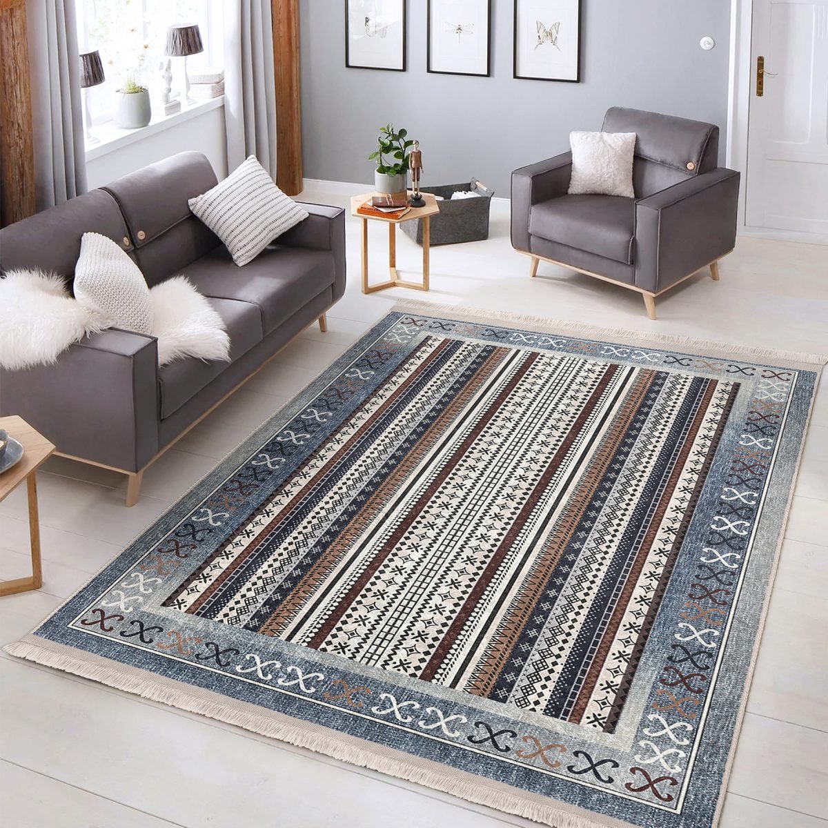 Mavi Zeminde Kilim Motifli Hereke Desenli Etnik Motifler Avangarde Salon & Oturma Odası Yatak Odası Dijital Baskılı Makinede Yıkanabilir Kaymaz Taban Saçaklı Halı Realhomes