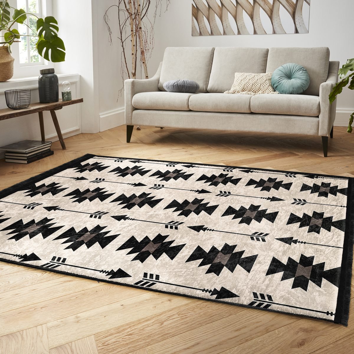 Siyah - Krem Zeminde Kilim Motifli Geometrik Desenli Geometrik Sade & Şık Salon & Oturma Odası Koridor & Antre Dijital Baskılı Makinede Yıkanabilir Kaymaz Taban Saçaklı Halı Realhomes