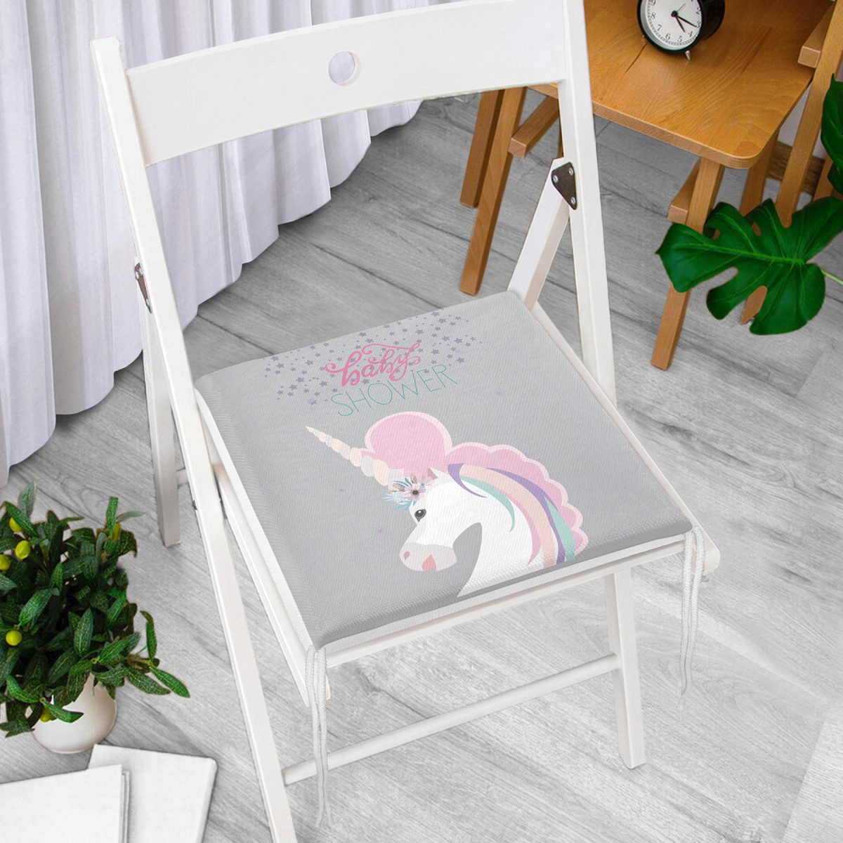 Gri Zeminde Baby Shower Unicorn At Tasarımlı Modern Fermuarlı Sandalye Minderi Realhomes