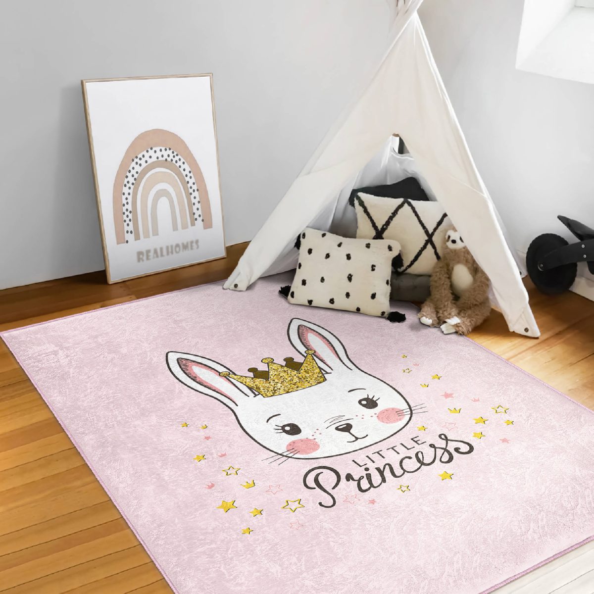 Pembe Zeminli Little Princess Desenli Çocuk & Genç Odası Makinede Yıkanabilir Kaymaz Tabanlı Pamuk Tabanlı Özel Ölçü Leke Tutmaz Dikdörtgen Çocuk Halısı Realhomes